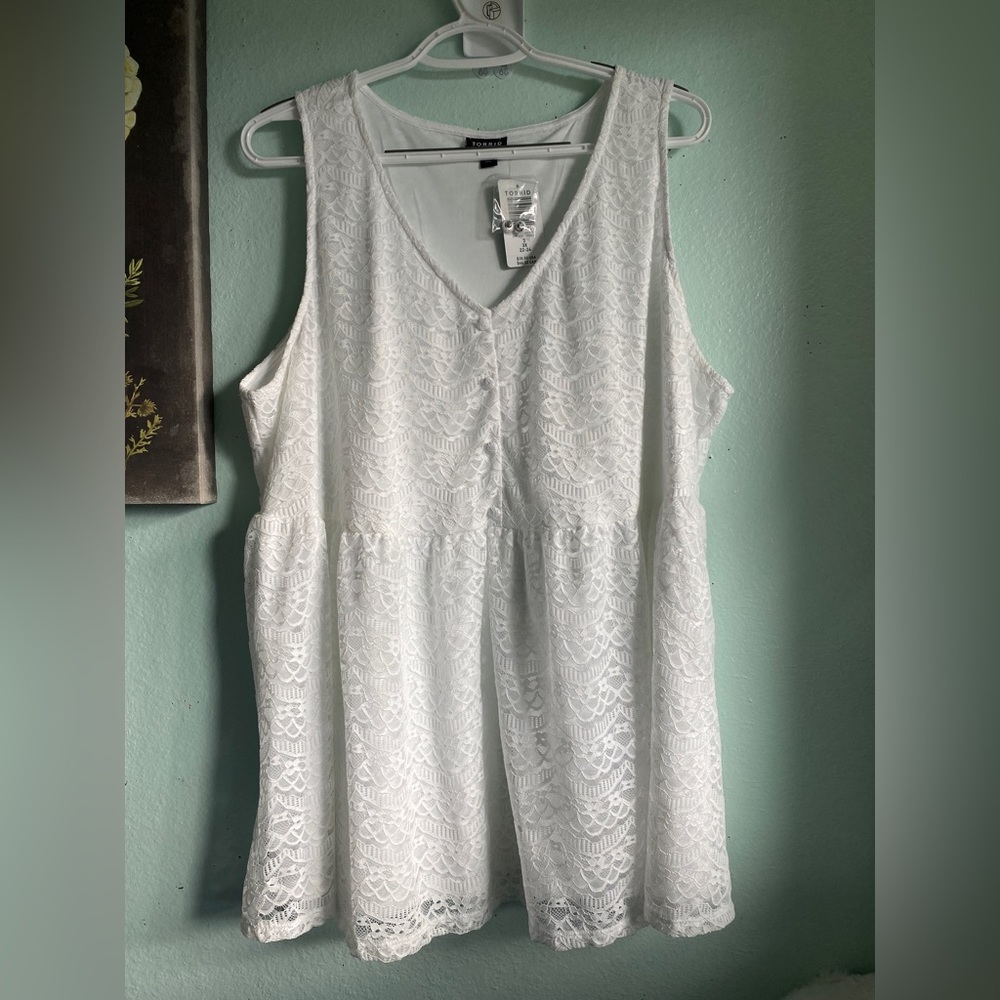 Lacey Torrid top. Size 3x. Nwt